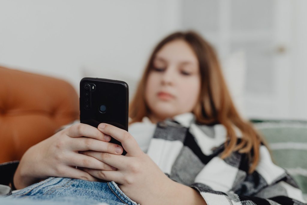 From Policy to Practice: Wisconsin School Phone Bans